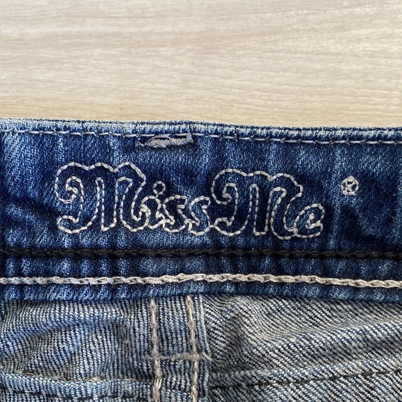 Miss Me Women's Skinny Jeans JPW5123SK-4 Dark Wash Embellished Pockets Size 23 - Picture 5 of 9